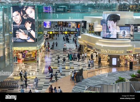 changi airport departure duty free.